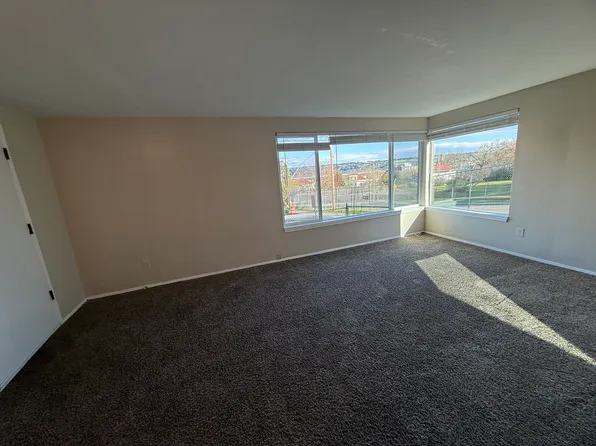 (undisclosed Address), Bremerton, WA 98337