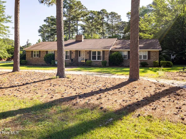 202 Forest Drive, Clinton, NC 28328