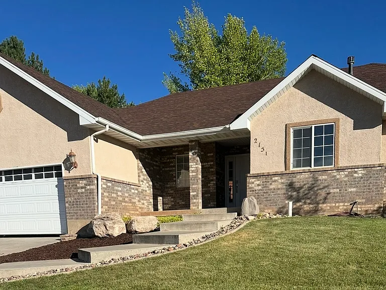 2151 W Sunset Pointe Dr — Photo 1