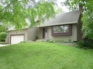 7903 Rene St, Lenexa, KS 66215