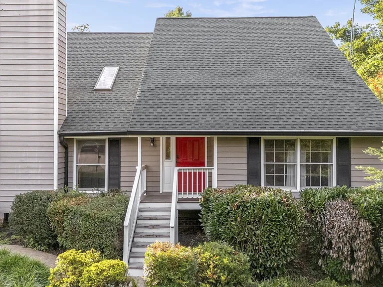 2541 Cross Winds Ln — Photo 6