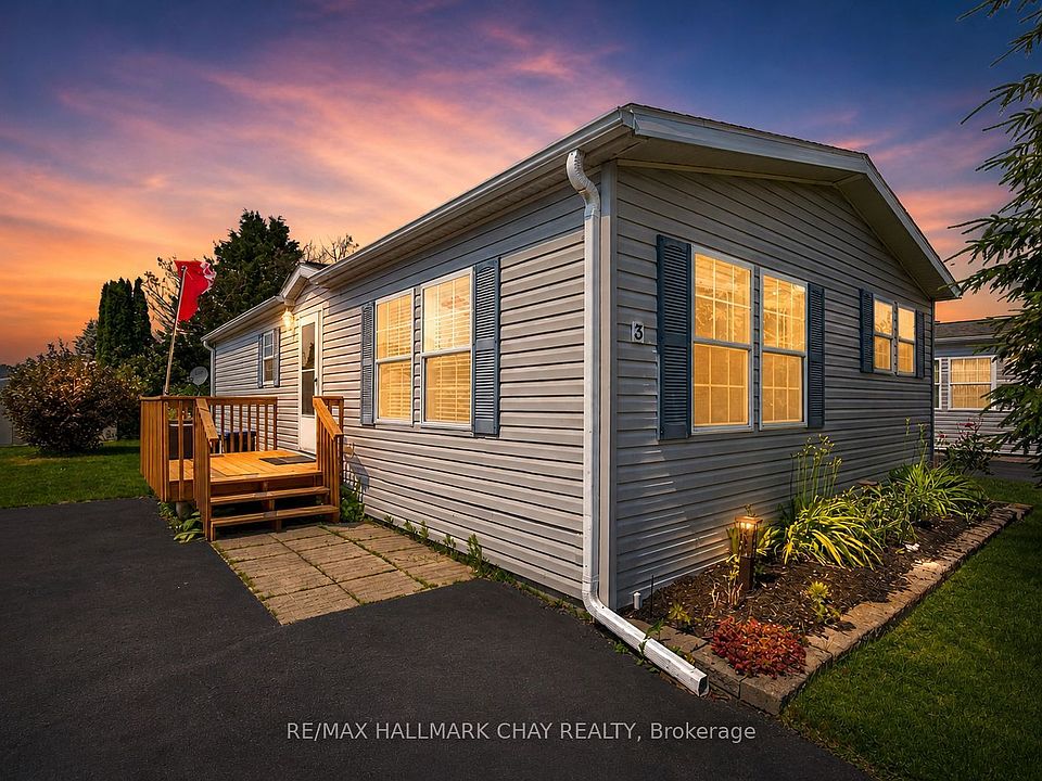 1st image of 3 Illinois Cres