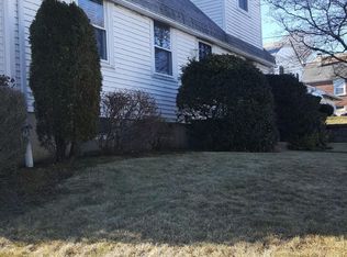 191 Maplewood Ave, Cranston, RI 02920