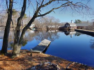 18 Spring St, Hope Valley, RI 02832