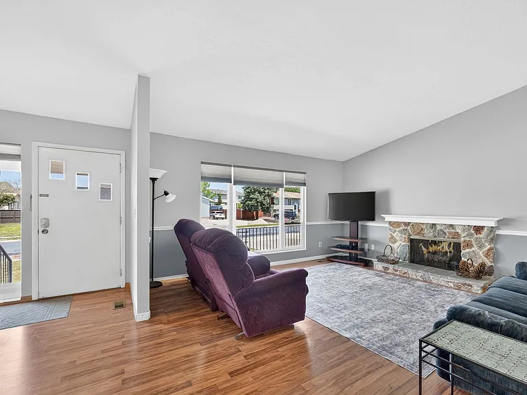 1788 E Tramway Dr — Photo 3