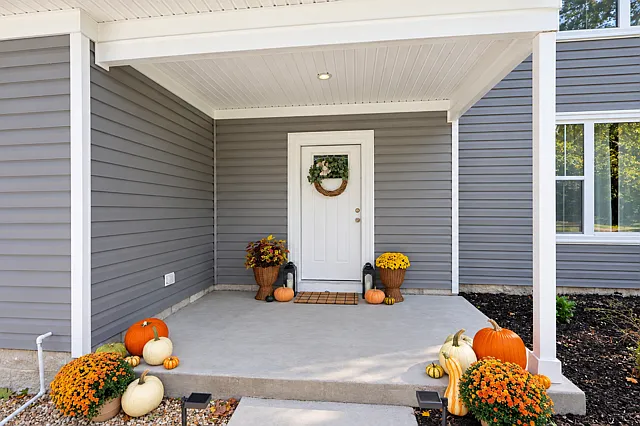 4 bed, 2700 sqft, $3,495 — Photo 3