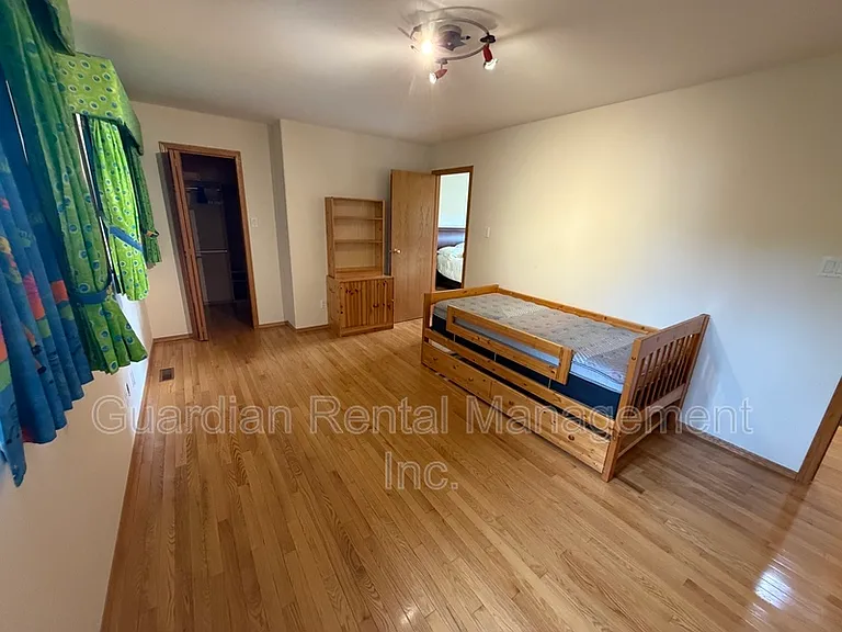 2196 Falconcrest Dr — Photo 14