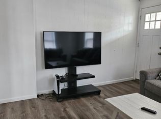 15 W Water St #13, Middletown, PA 17057