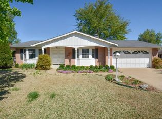 6949 E 20th Pl, Tulsa, OK 74112