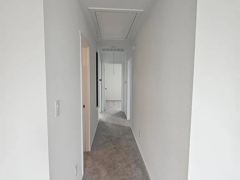 100 Silent Sky Ln — Photo 10
