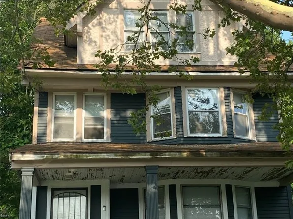 1105 Lakeview Rd, Cleveland, OH 44108
