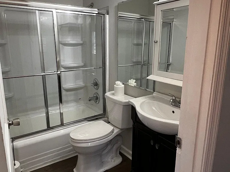 2415 Hamill Rd — Photo 23
