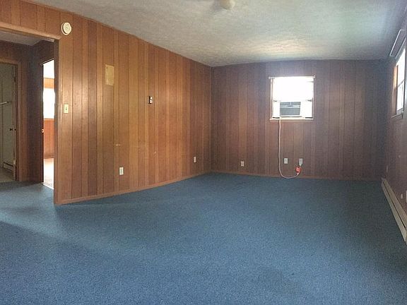 4th image of 24 Franklin Ave