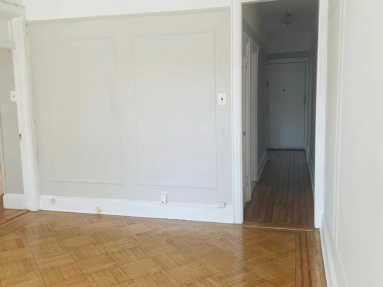 31-44 35th St #5 — Photo 10