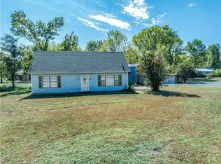 5504 Hilltop Rd, Van Buren, AR 72956