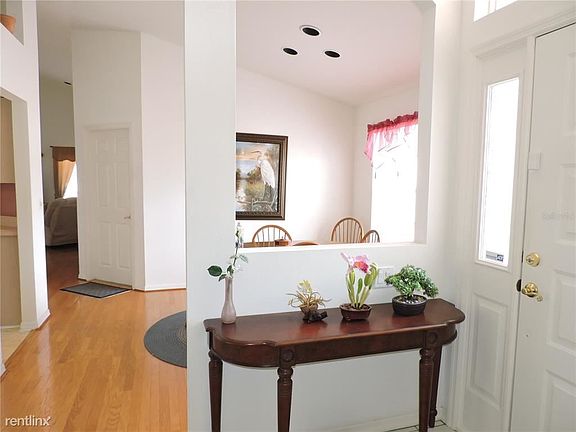 5th image of 749 Hunt Dr