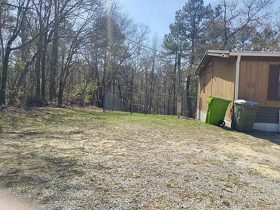 4th image of 4060 Leesburg Rd