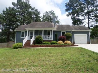 261 Lakeridge Dr, Cameron, NC 28326