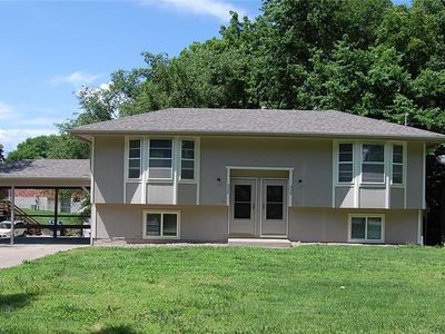 530 Santa Fe St, Leavenworth, KS, 66048