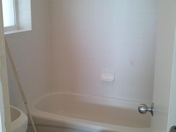 5th image of 338 N 300 W APT 08