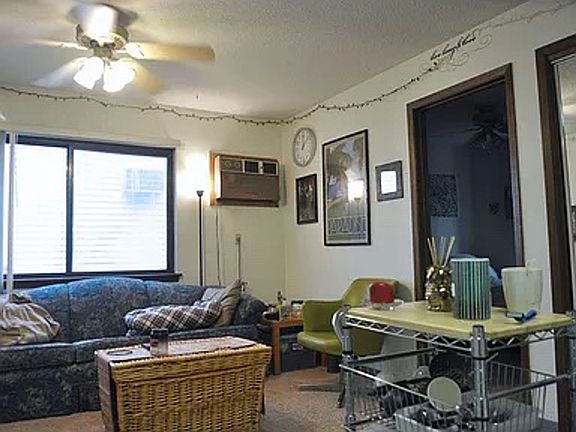 4th image of 434 S Johnson St #5