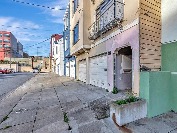 3rd image of 20 Blake St