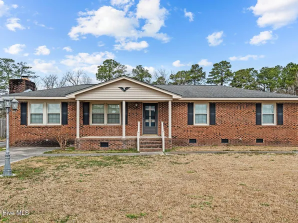 714 Black Jack Grimesland Road, Grimesland, NC 27837