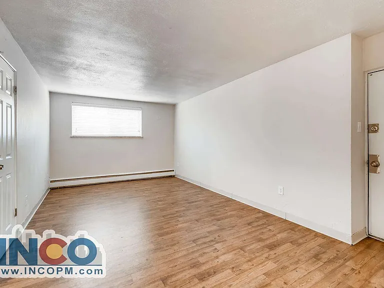338 W Powers Ave #307 — Photo 2