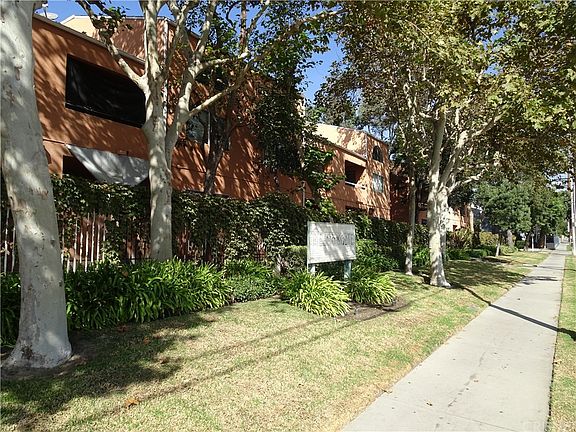 2nd image of 12601 Van Nuys Blvd Unit 229