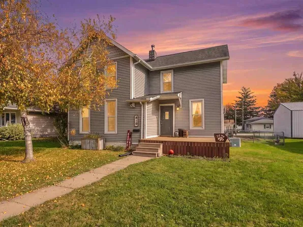 910 N 7th Ave, Washington, IA 52353