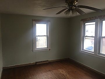 2nd image of 514 NW 6th St