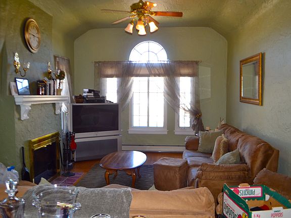 3rd image of 70 Tyrconnell Ave