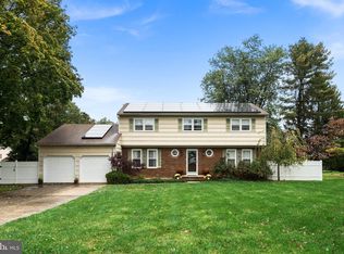 59 Brophy Dr, Ewing, NJ 08638