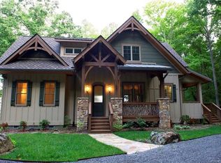 897 Saint Andrews Rd, Waynesville, NC 28786