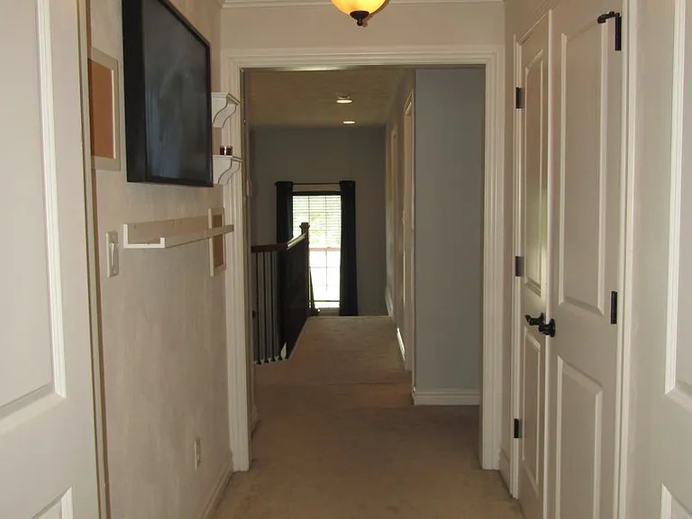 2084 Kittridge Dr — Photo 27