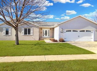 1201 Cambridge Dr, Rantoul, IL 61866