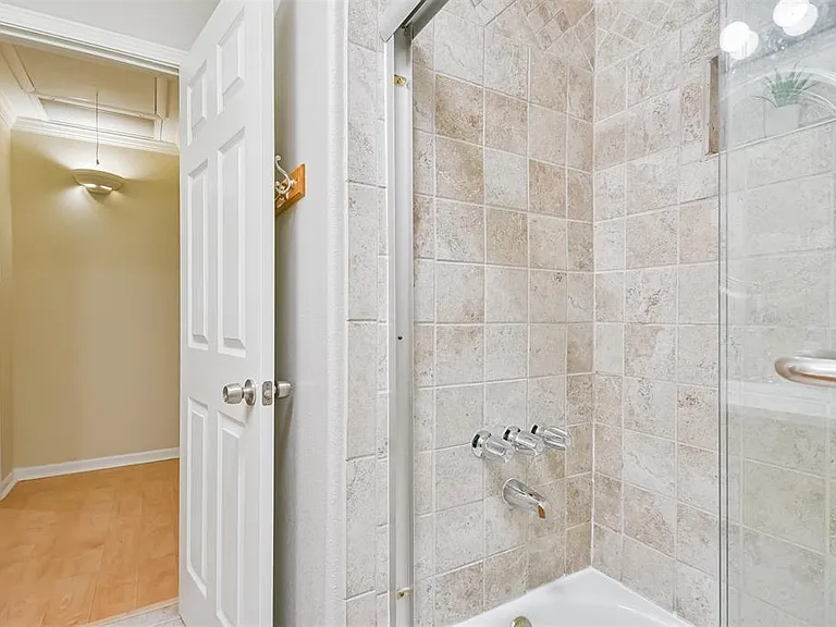 108 Dolphin Ave — Photo 19