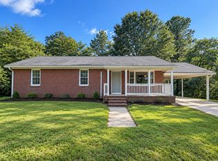 25511 Surry Ave, Petersburg, VA 23803