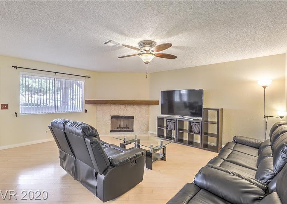1st image of 1104 Pinto Rock Ln Unit 102