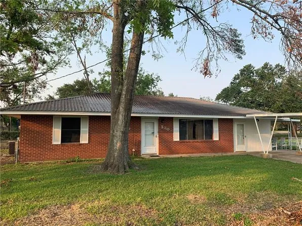 226 W Carlton St, Sulphur, LA 70663
