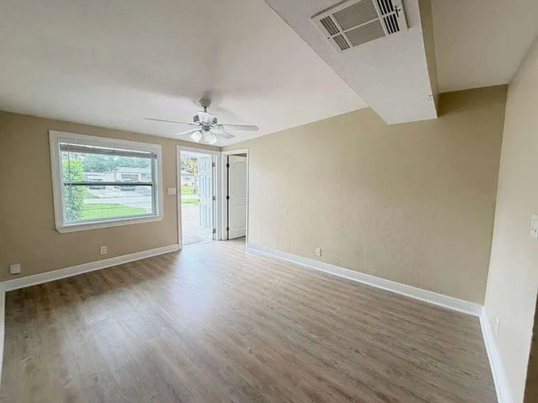 3640 Gull Rd — Photo 3