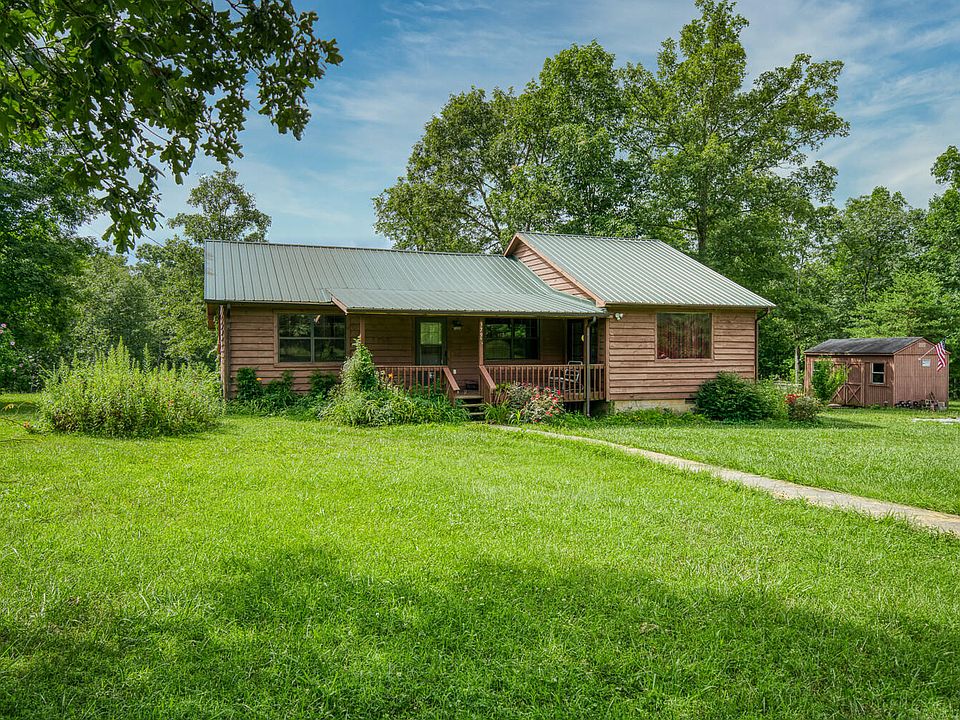 1st image of 379 Locksley Dr
