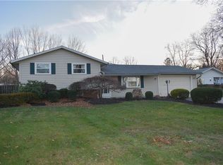 5938 Shore Dr, Madison, OH 44057