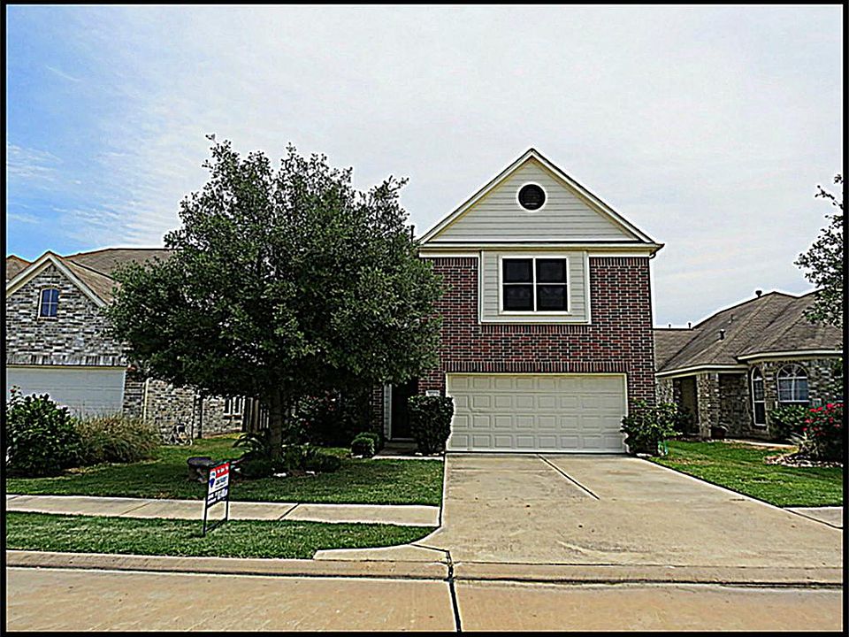1st image of 15422 Elm Leaf Pl