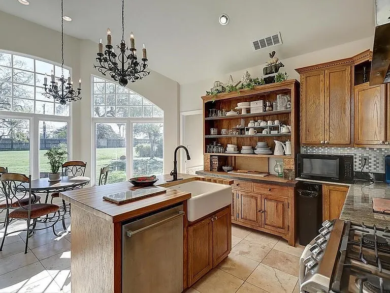 3417 Newcastle Dr — Photo 14