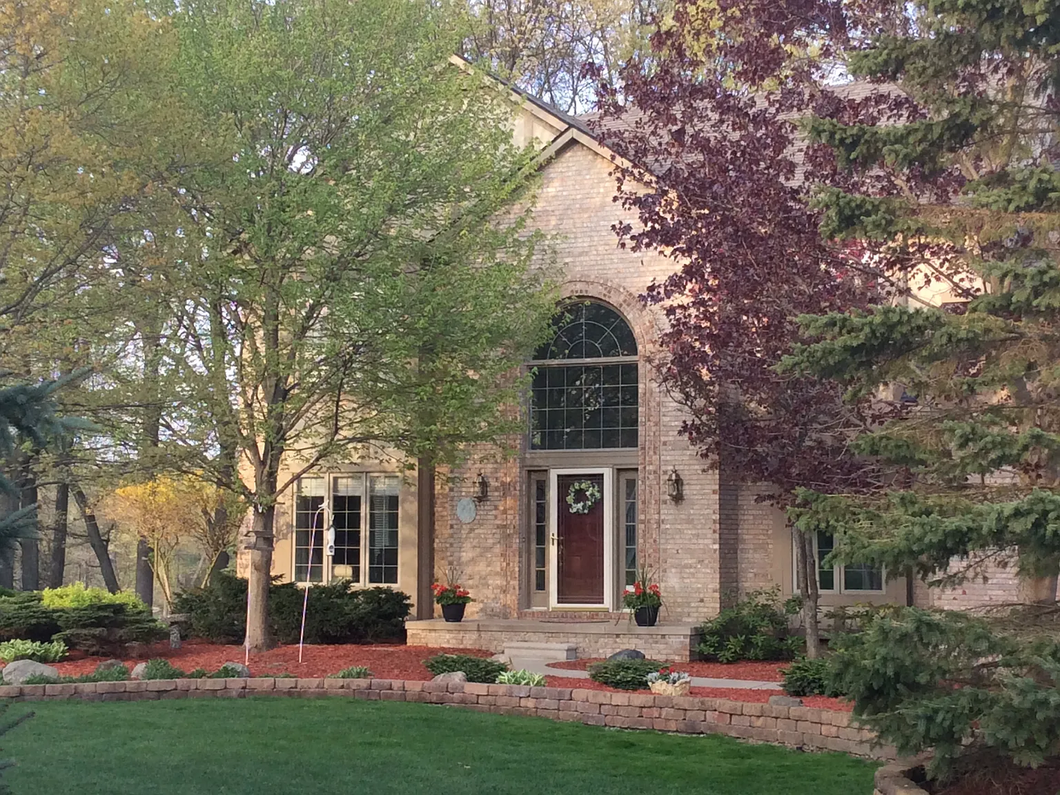 2484 Waterfront Dr photo 1