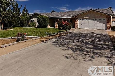 1st image of 12745 Sorrel Dr
