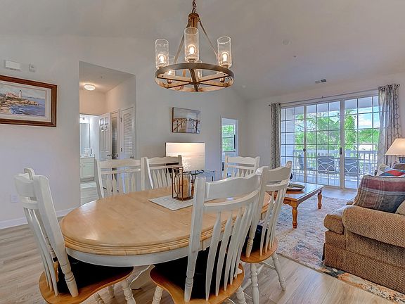 3rd image of 5801 Oyster Catcher Dr. #732