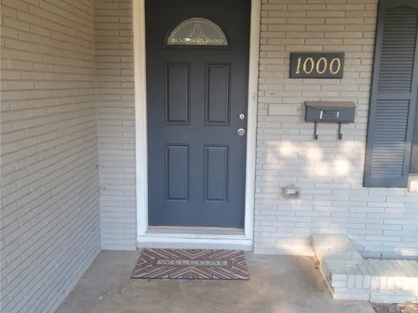 1000 Hereford St, College Station, TX 77840