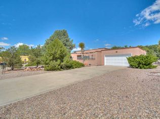 404 Cambridge Ave, Rio Communities, NM 87002